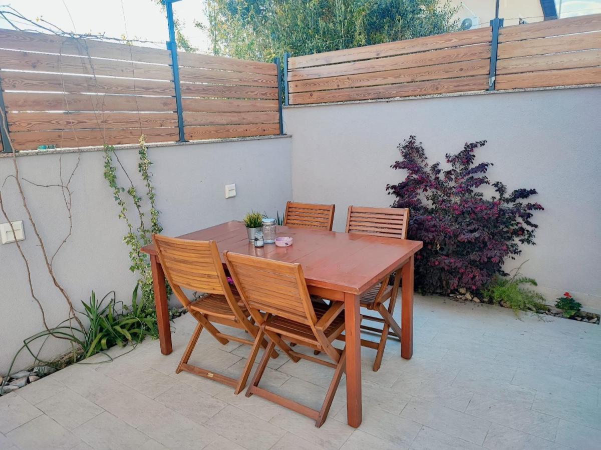 Pop&Rock Holiday House Zara Esterno foto