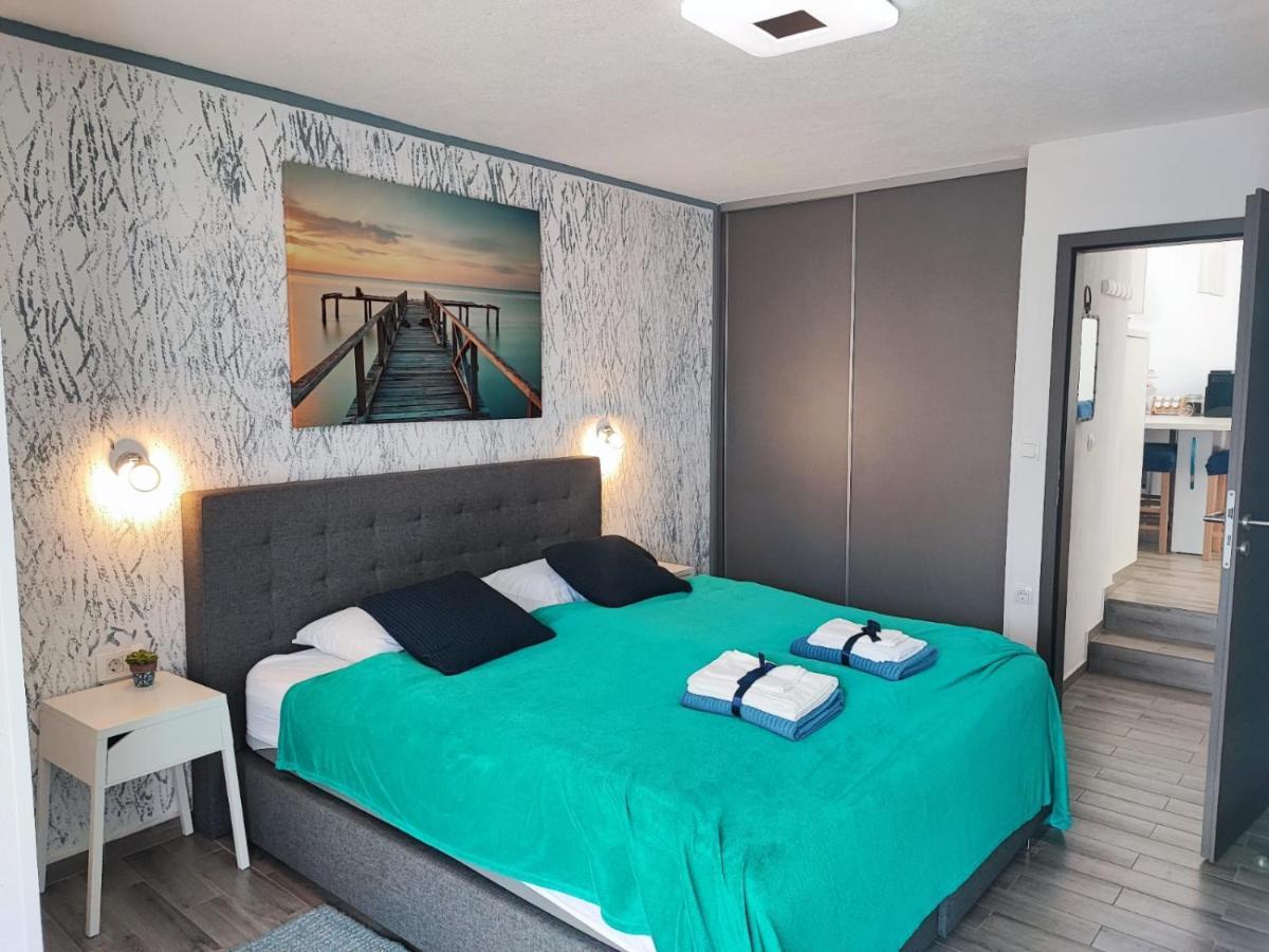 Pop&Rock Holiday House Zara Esterno foto