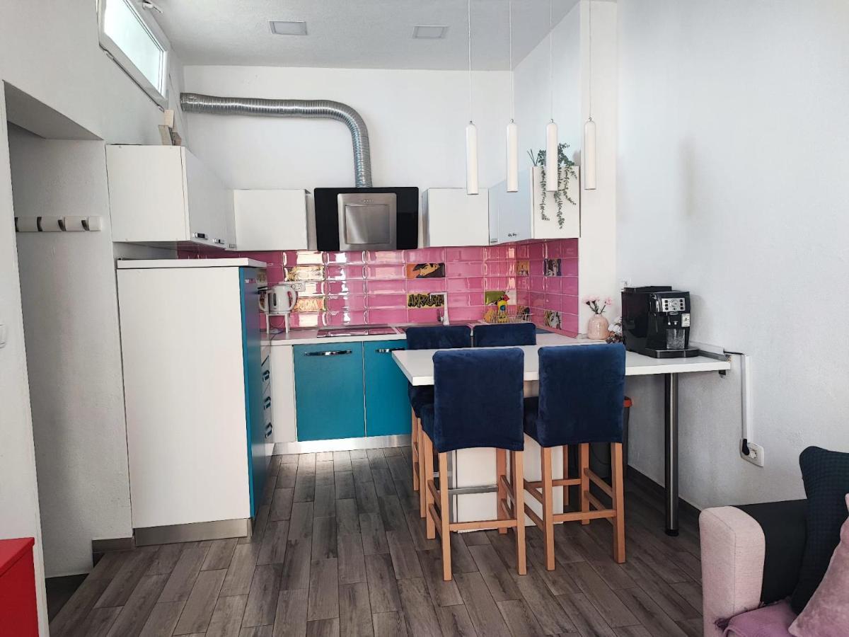 Pop&Rock Holiday House Zara Esterno foto